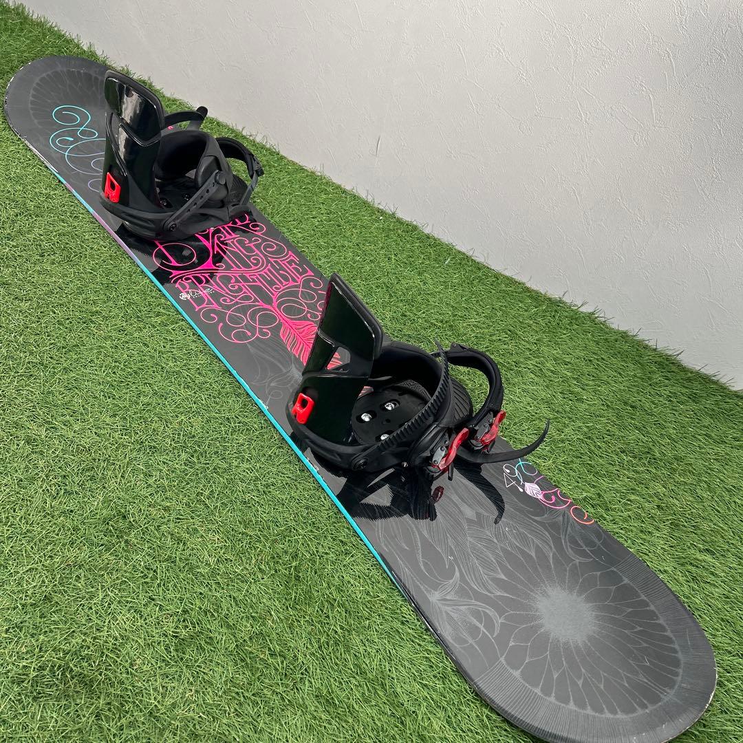 C124.5 K2 149cm レディース　スノーボードセット