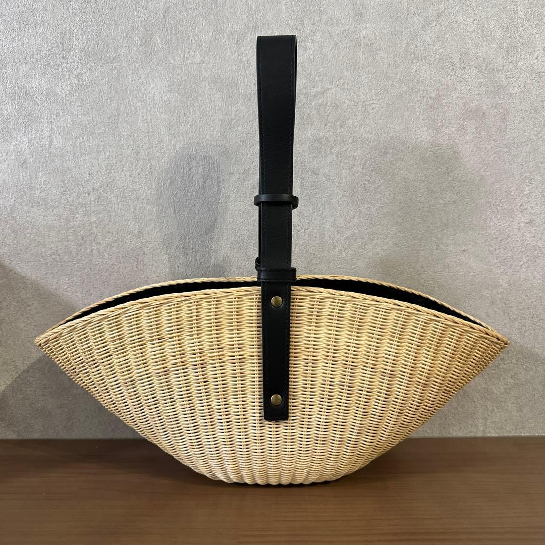 極美品 DES PRES デプレ ラタンハンドバッグ 定価30800円