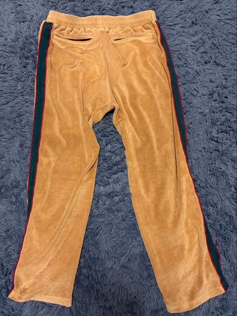 BEAMS HEARTベロアセットアップ