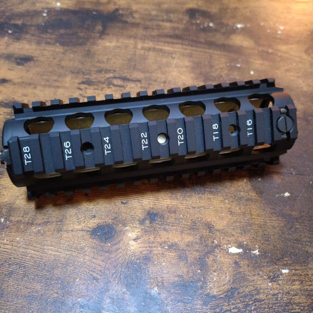 【実物】M4レイルハンドガード