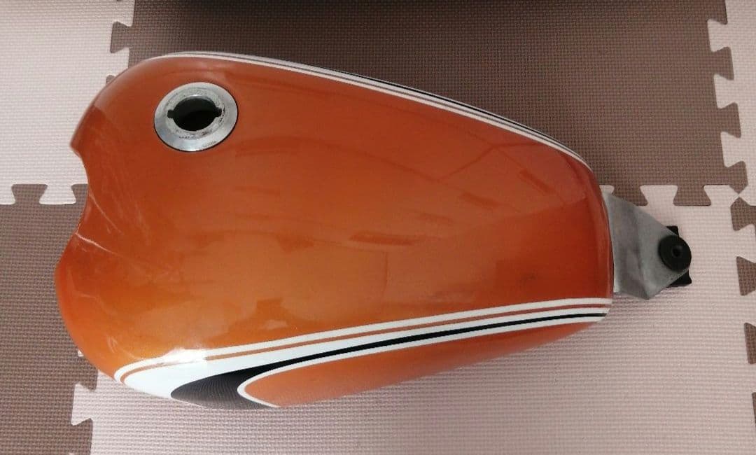 cb400ss 用 ビッグシーダー製 アルミチョップタンク cb223sにも