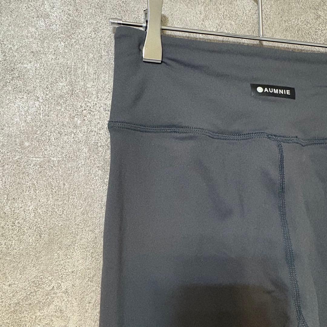 M相当【美品】AUMNIEアムニー レギンス グレー 8部丈 カッティング