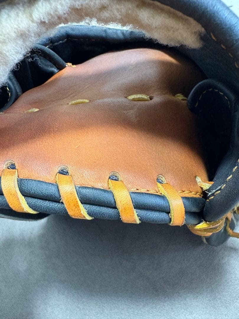 ア*ス様 大久保 軟式内野手用グラブ