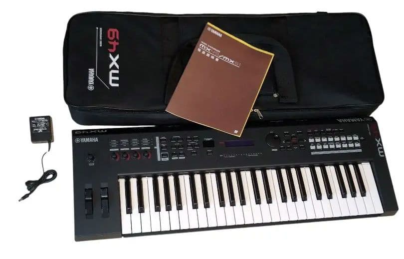 極美品★YAMAHA MX49 シンセサイザー　ソフトケース・アダプタ・説明書