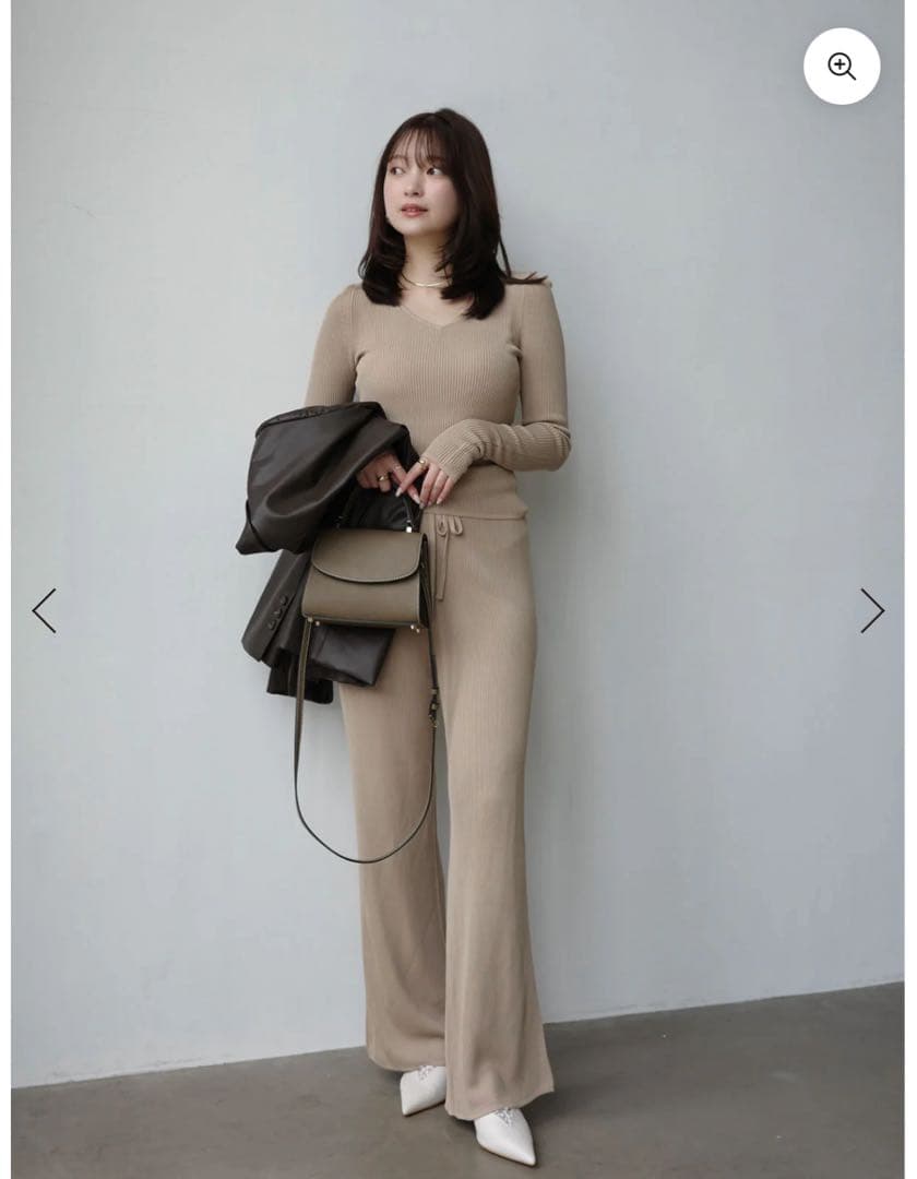 【新品未使用タグ付き】anuans リュクスビスコースニットパンツ ベージュ