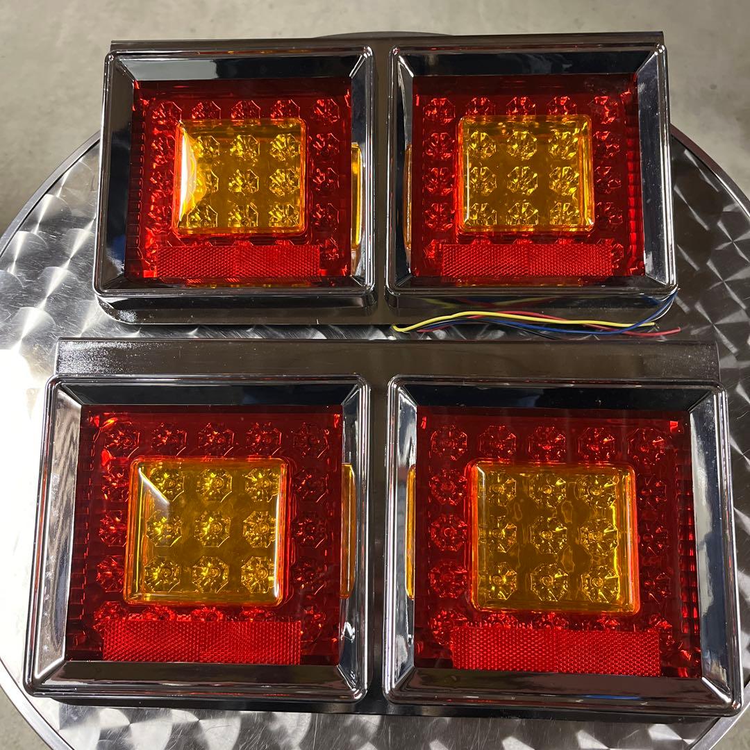 [最終値下げ]24V用LED角2連トラックテールランプ