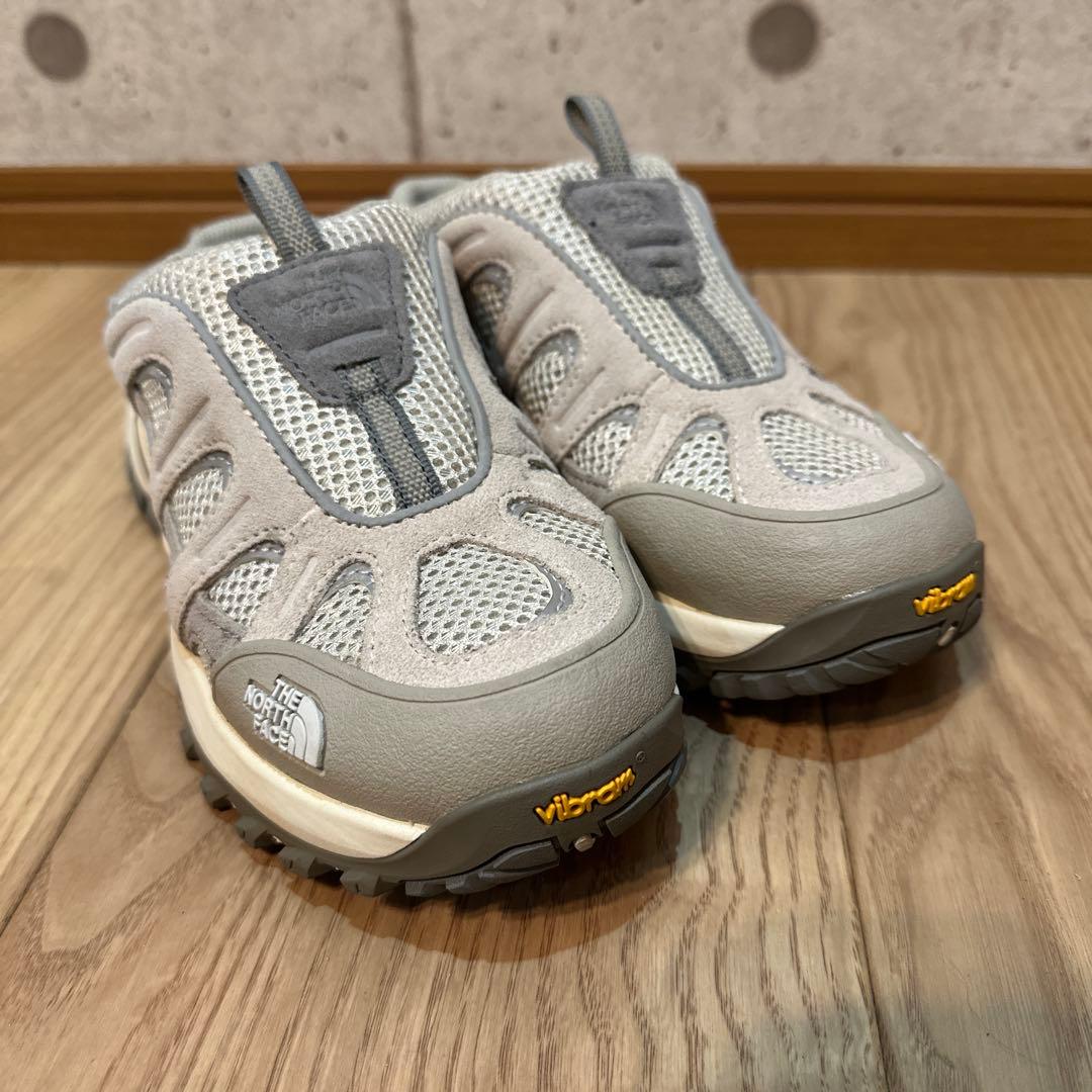 ザ・ノース・フェイス ヘッジホッグ RVST 23cm スリッポン