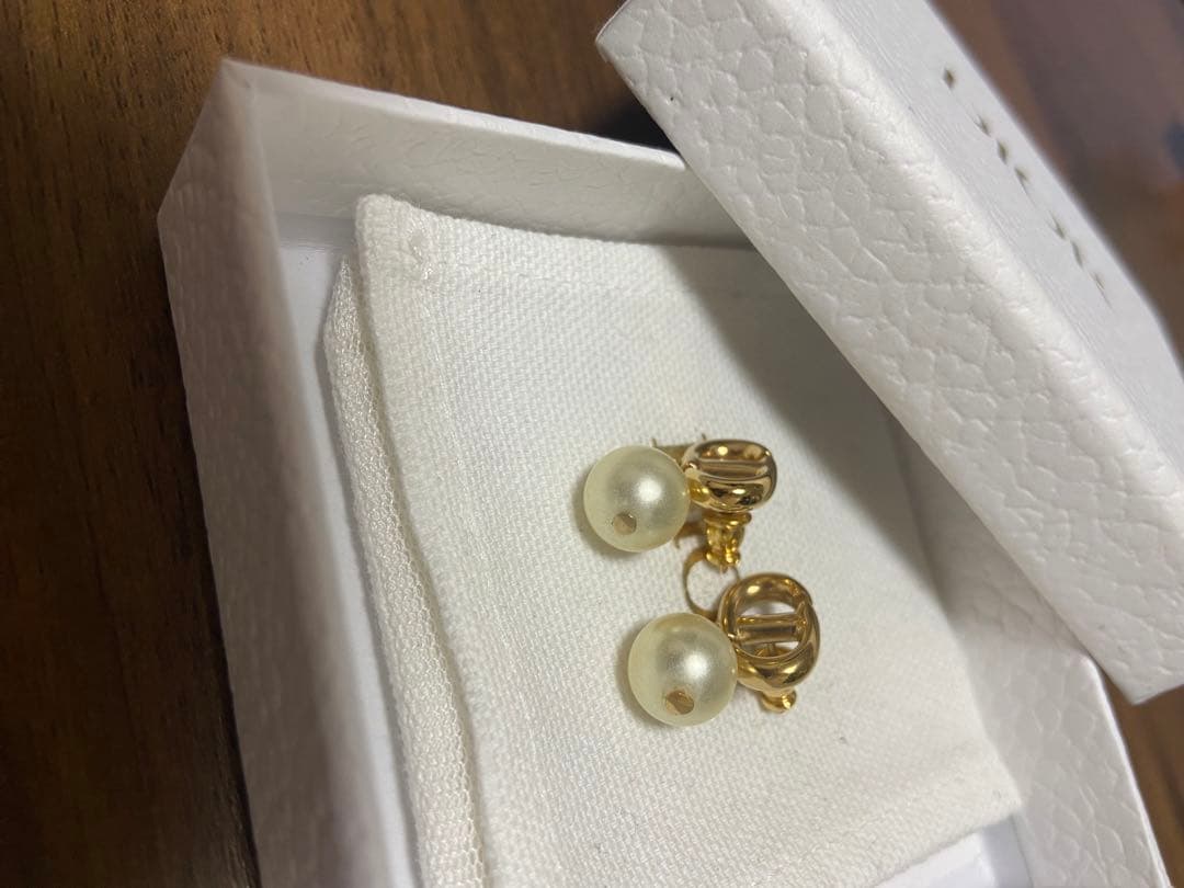 【未使用に近い】CD Navy ピアス