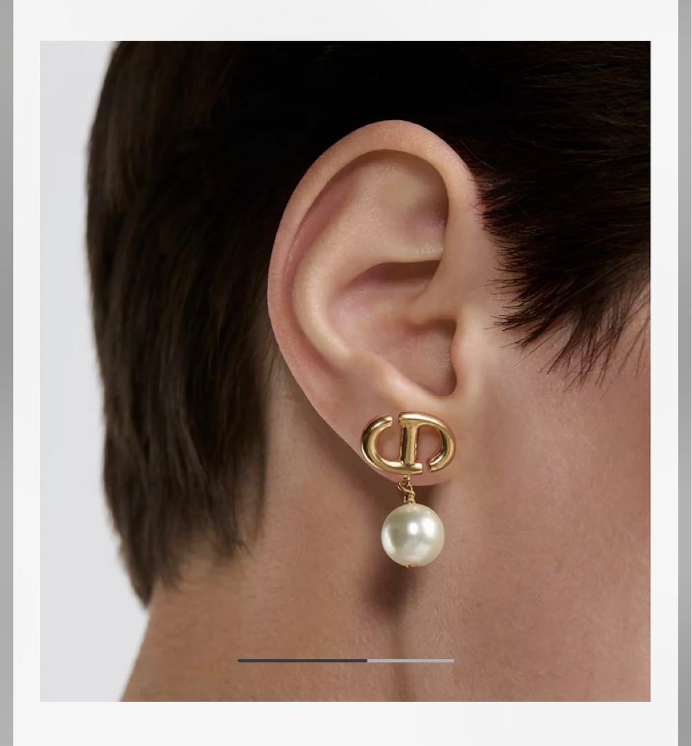 【未使用に近い】CD Navy ピアス