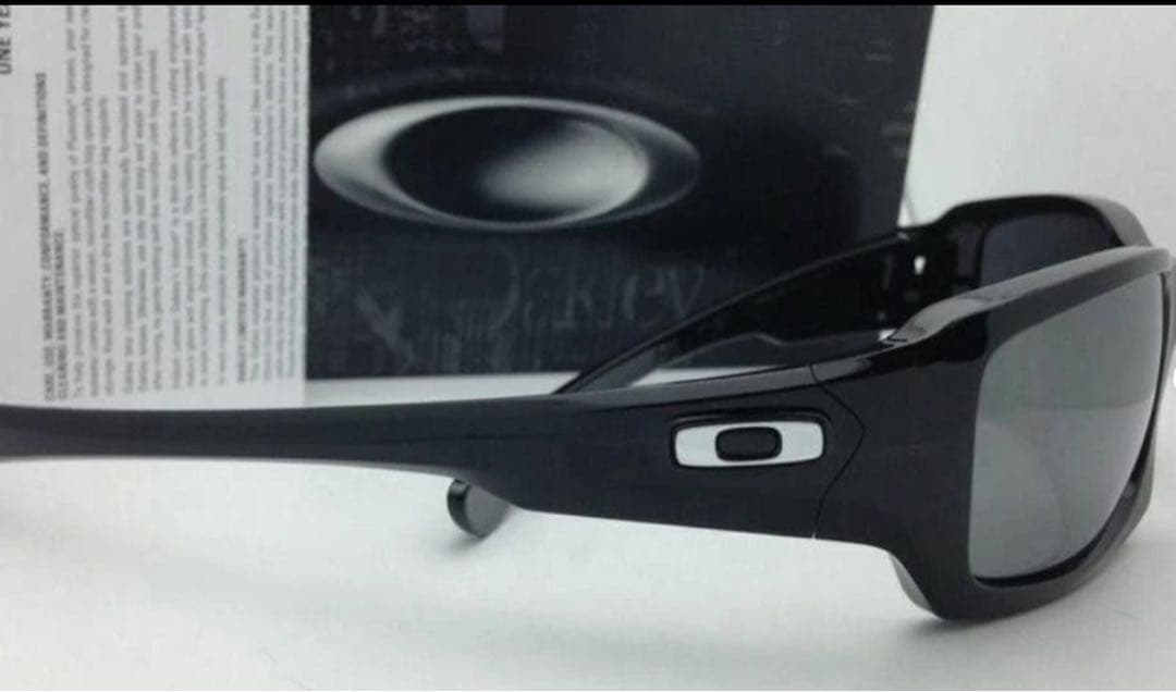 新品　oakley fives squared 偏光