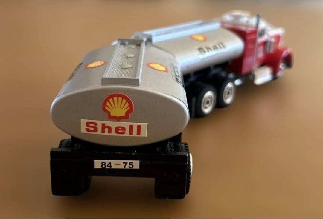 ダイヤペット　アメリカントラックタンクローリー(二台引き) T- 96 ￼