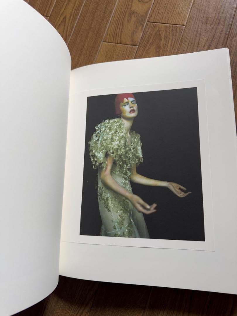 絶版希少本　Dior Images：Paolo Roversi　パオロ・ロベルシ