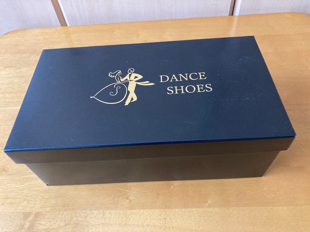 社交ダンスシューズ 光沢仕上げ（25cm）