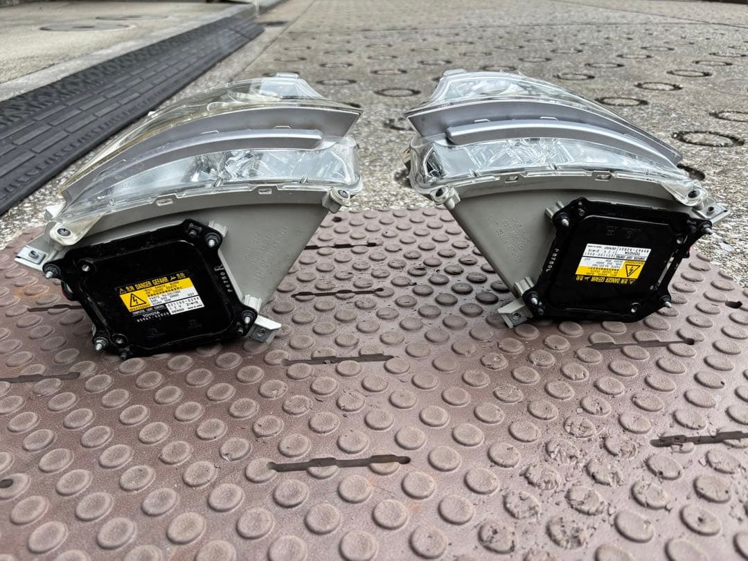 LEXUS LS460前期型　ディスチャージフォグランプ