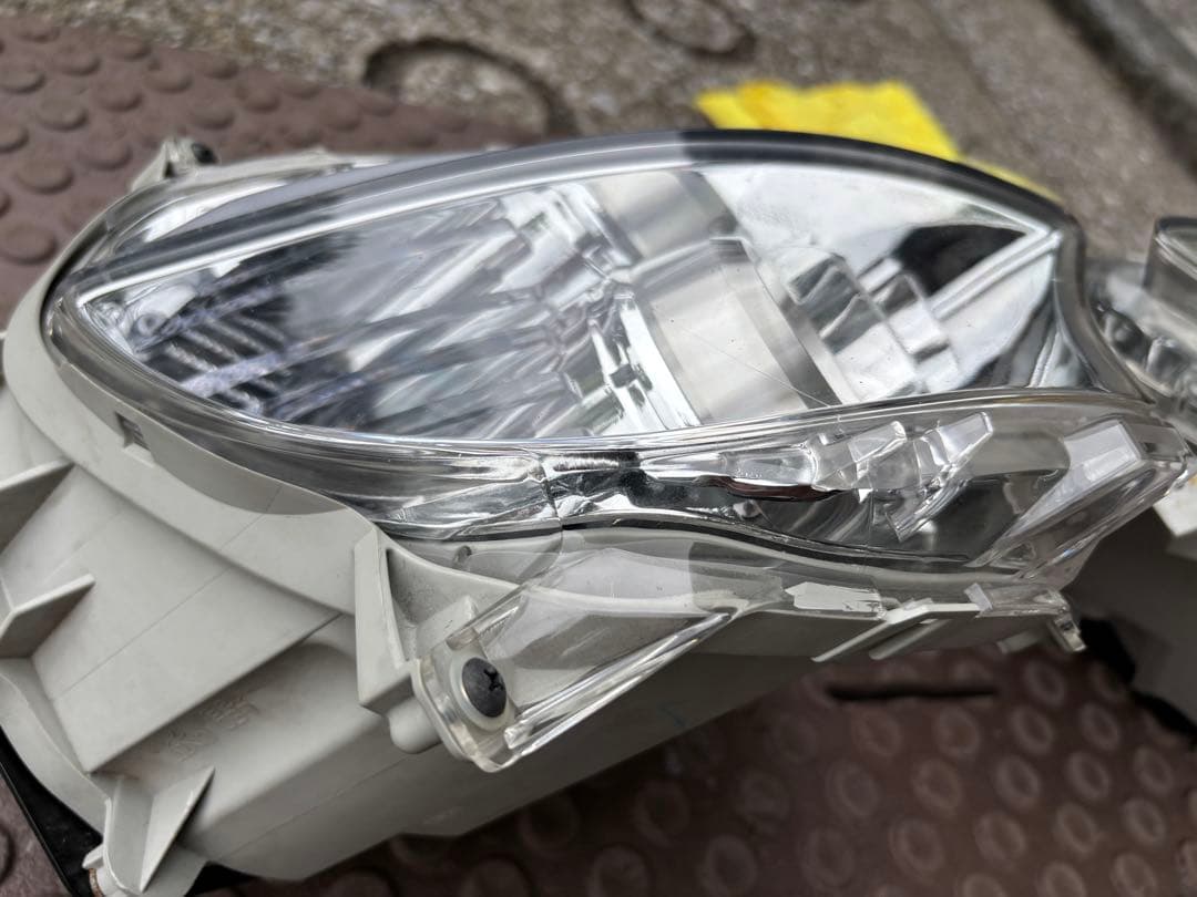 LEXUS LS460前期型　ディスチャージフォグランプ