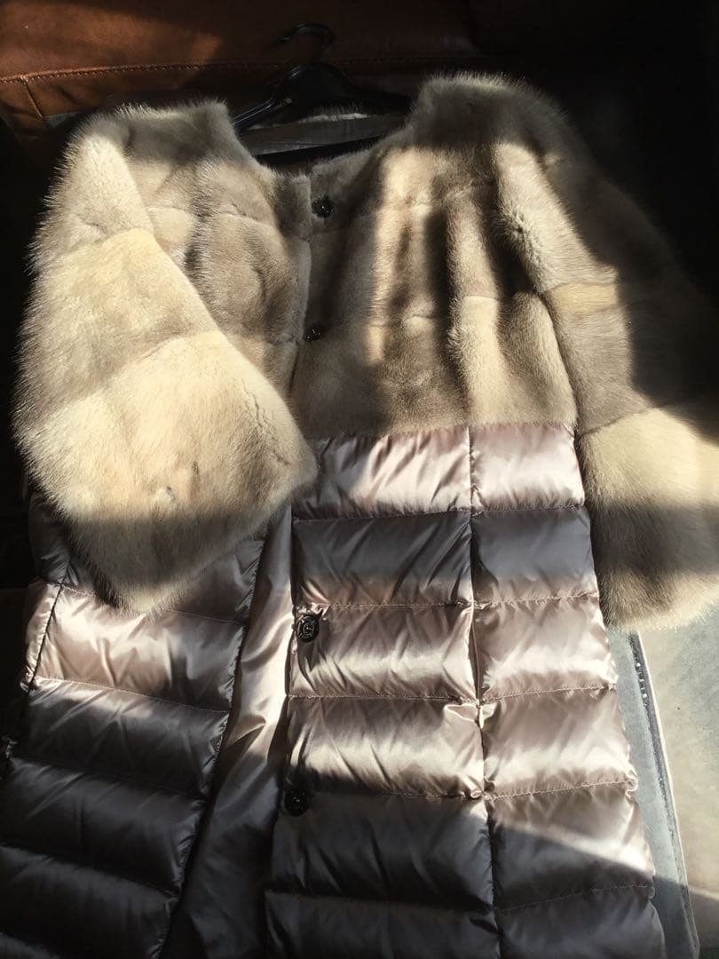 毛皮ミンク.ダウンデザインロングコート美品