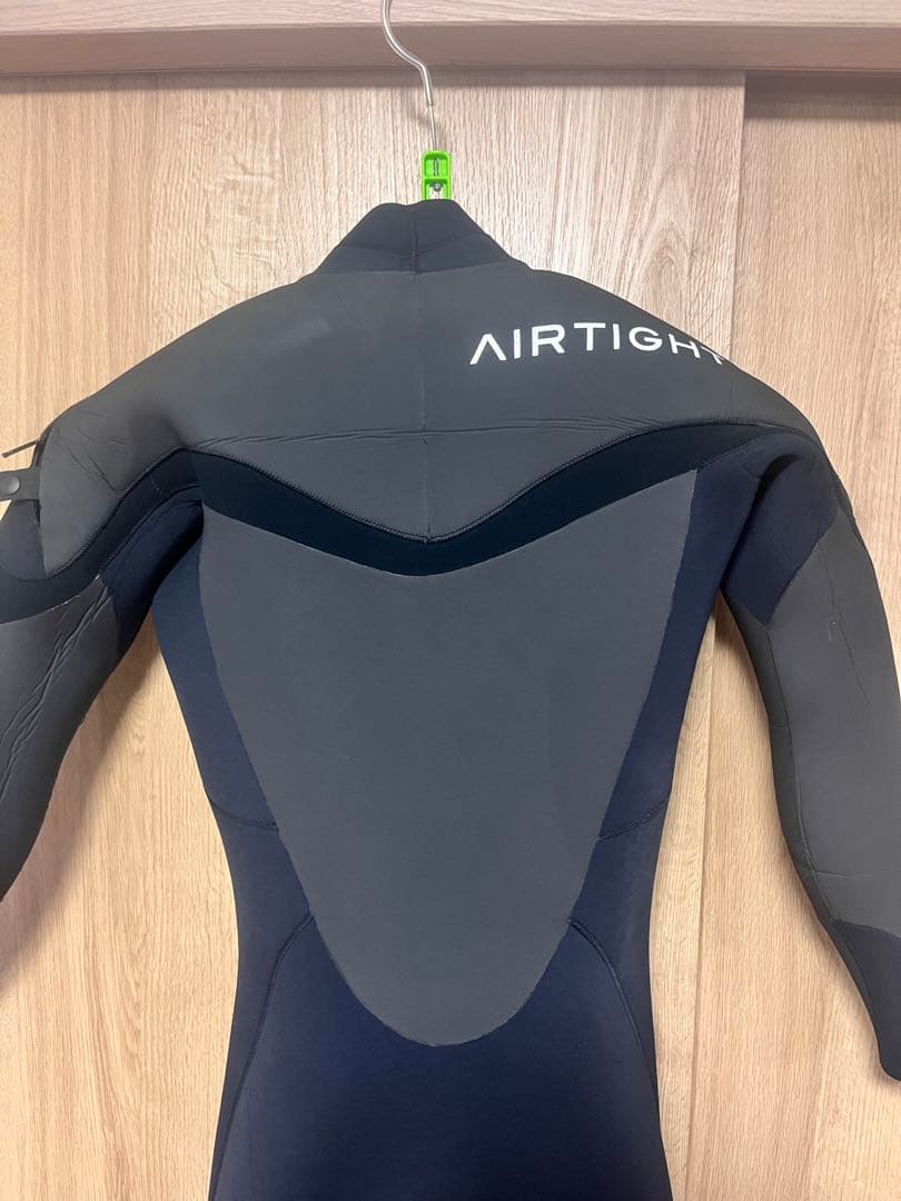 AIRTIGHT セミドライ5/3mm Lサイズ