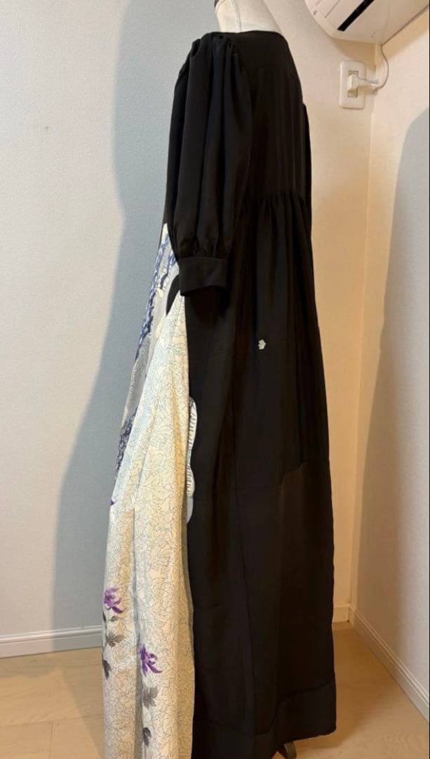 《150cm／LL〜3L》黒留袖リメイクワンピース ― 青藤と紫花の静謐