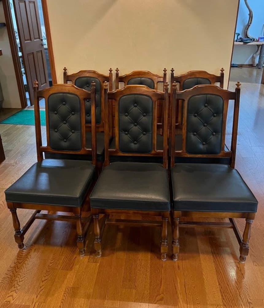 【カリモク】クラシックスタイル ダイニングチェア