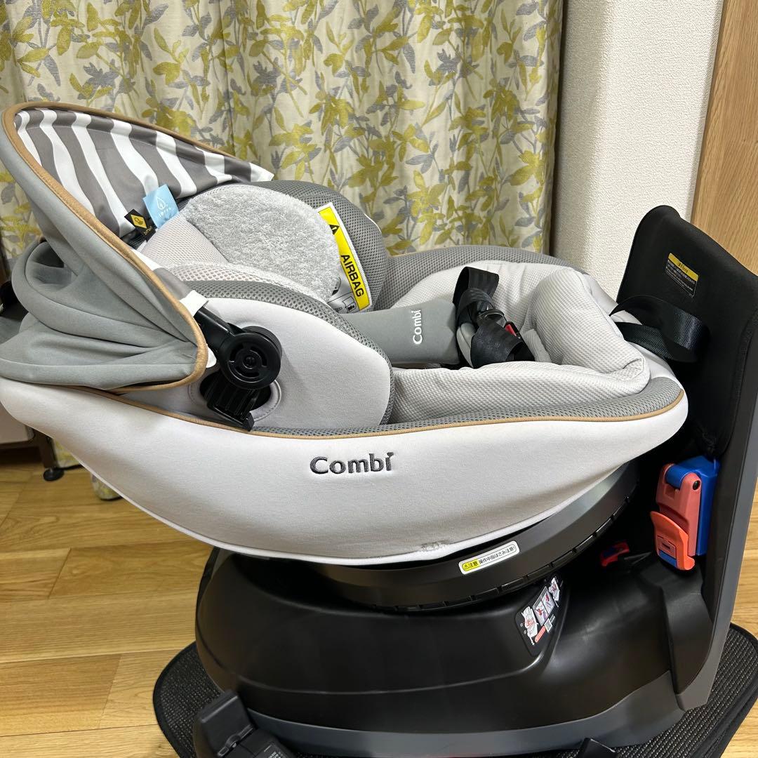 美品　combi クルムーヴスマート　シートベルト固定
