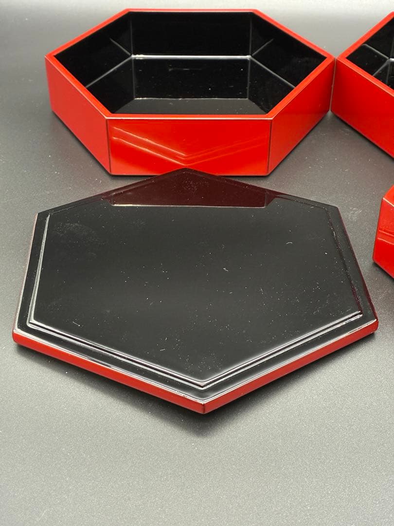 山田平安堂　宮内庁御用達　漆　漆器　六角重　三段　和食器