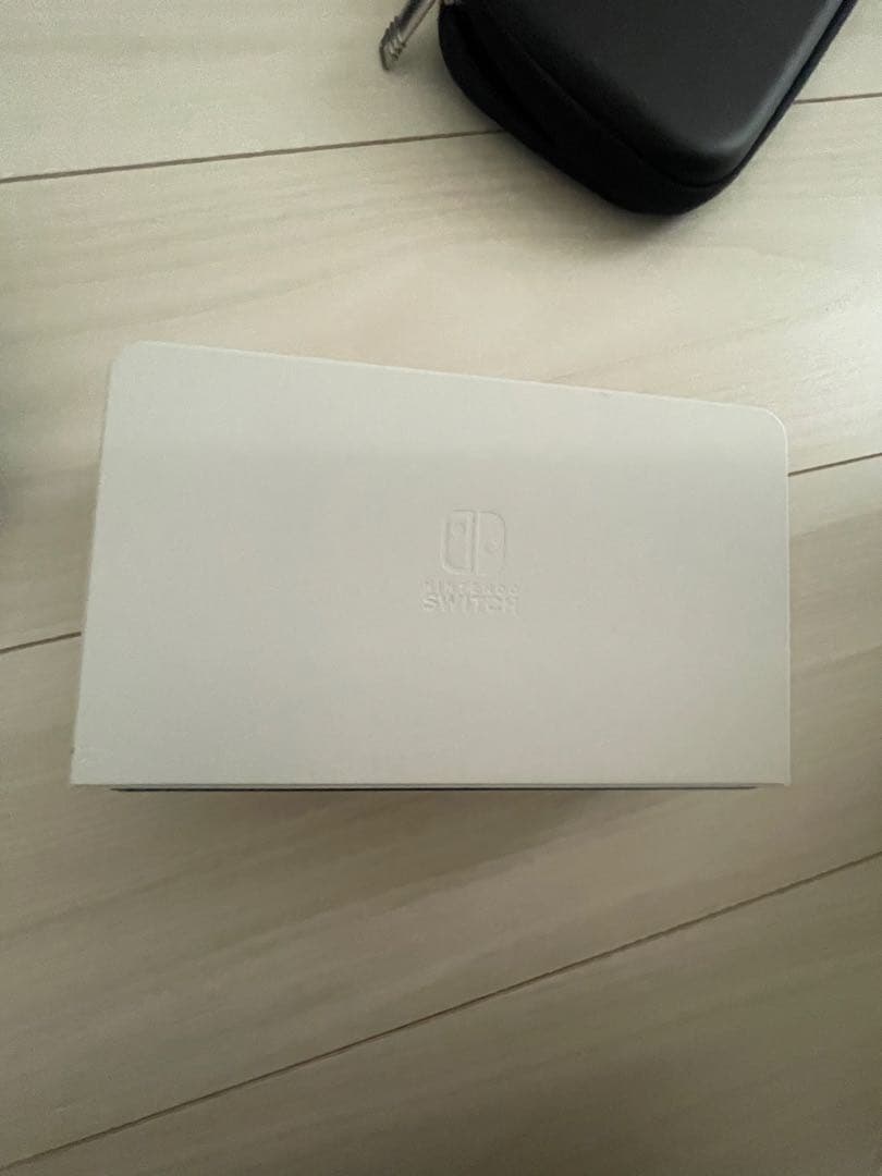 Nintendo Switch 有機ELモデル　ホワイト　周辺機器、プロコン付き