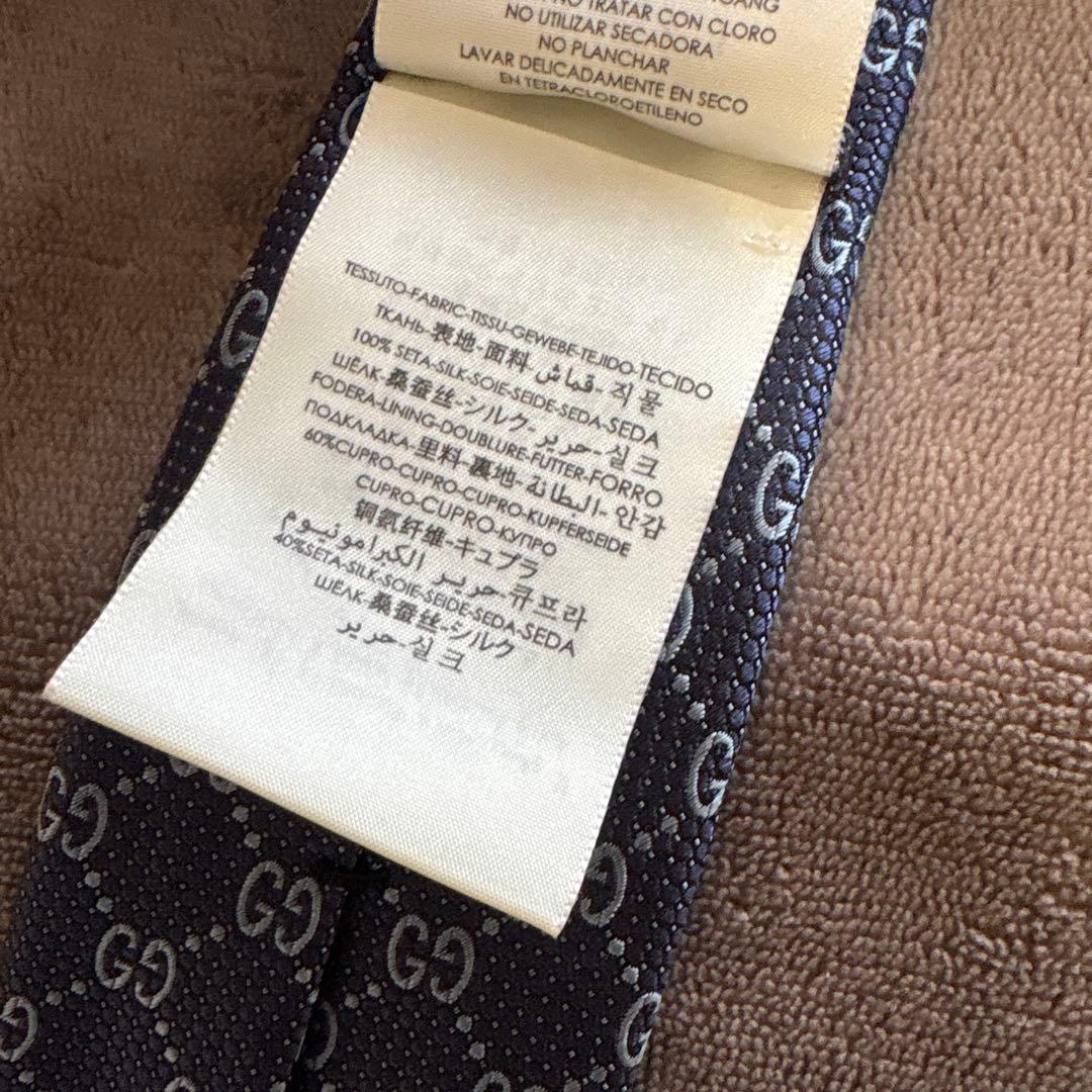 GUCCIグッチネクタイ【美品】