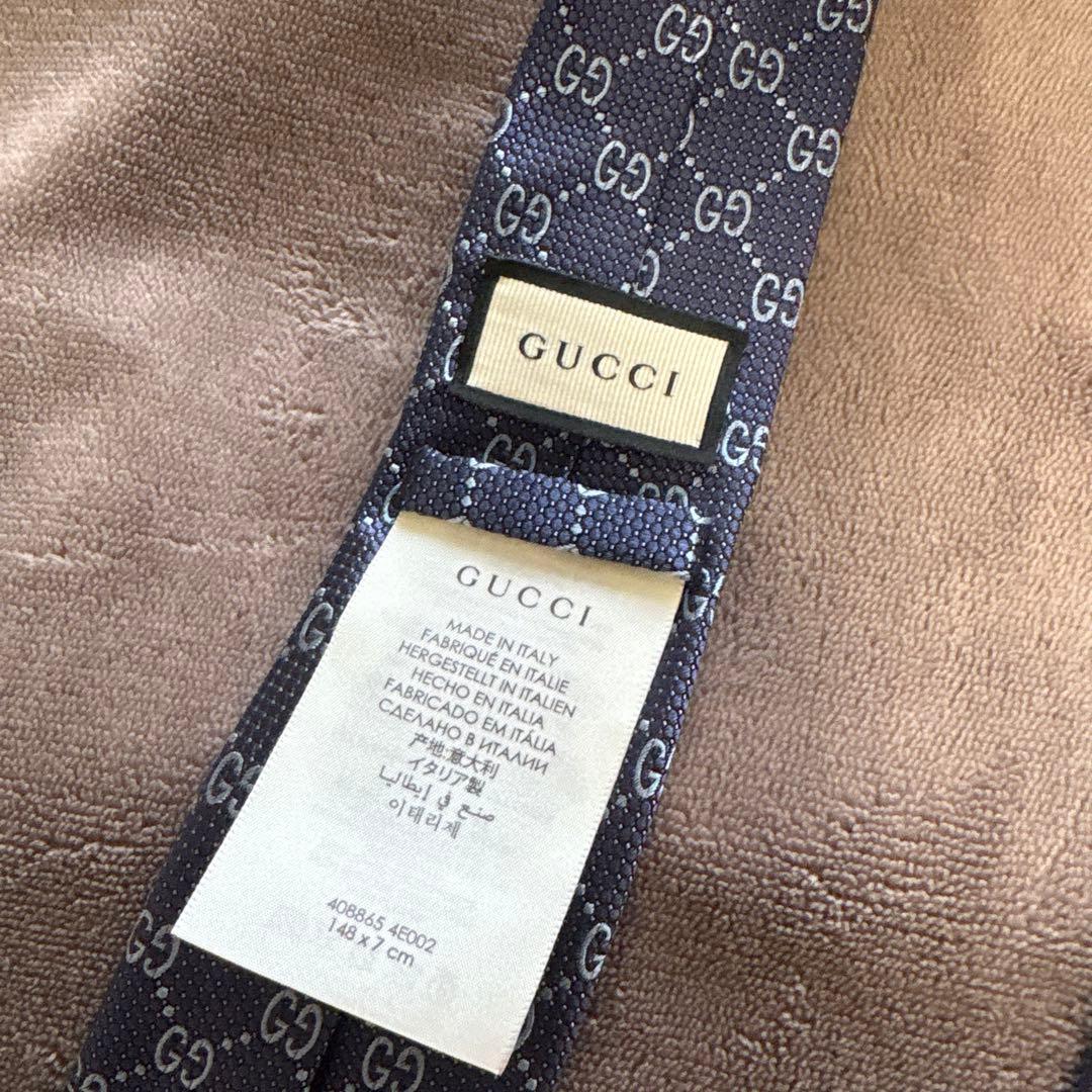 GUCCIグッチネクタイ【美品】