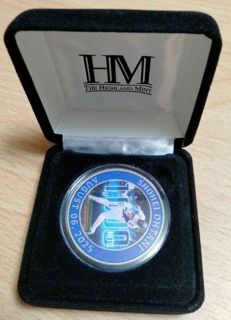 大谷翔平 MLB 通算1000本安打達成記念 ゴールド (ケース付き）