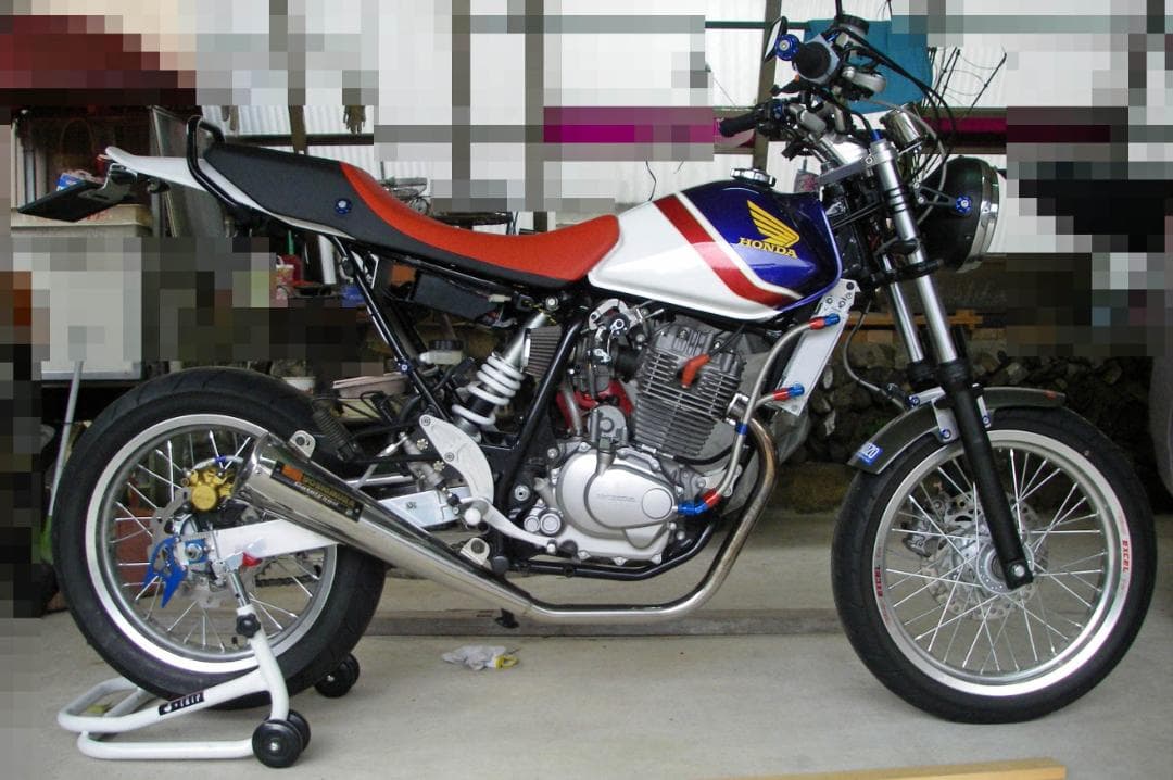 塗装無し　新品　ＦＴＲ２２３用　ヒップアップアダプター　ケツ上げ　送料無料