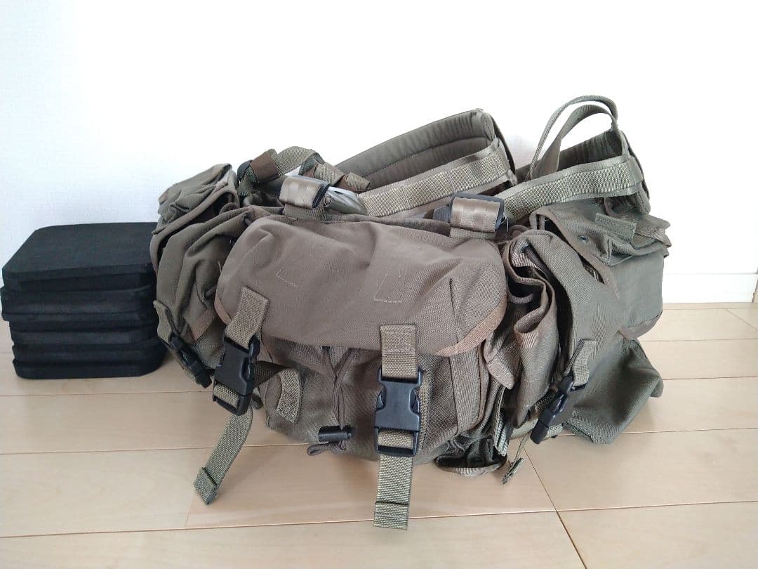 flyye製　LBT1195　フローティングハーネス　チェストリグ