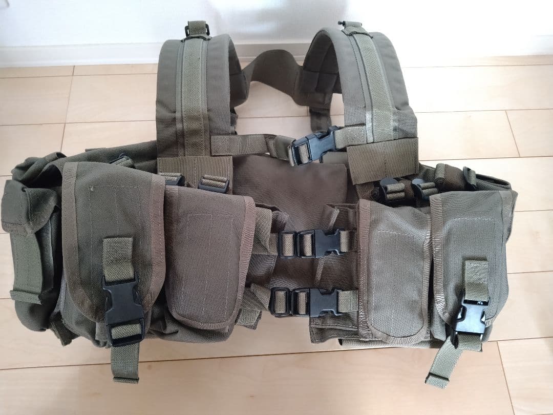 flyye製　LBT1195　フローティングハーネス　チェストリグ