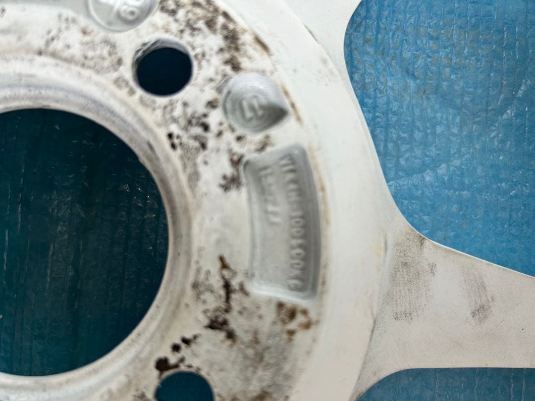 P1 レーシング　15インチ　7J ＋38 4穴　PCD 100