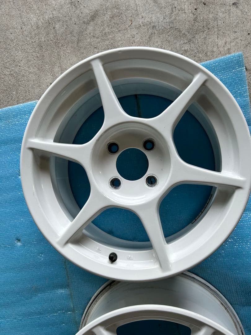 P1 レーシング　15インチ　7J ＋38 4穴　PCD 100