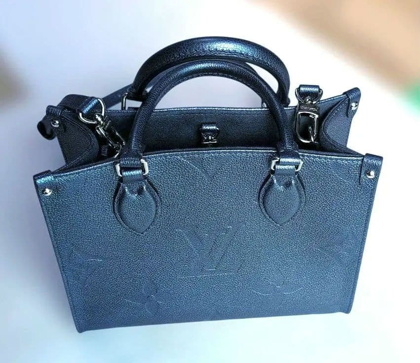j*n様 【超美品】LOUISVUITTON ルイヴィトン　オンザゴーPM M5