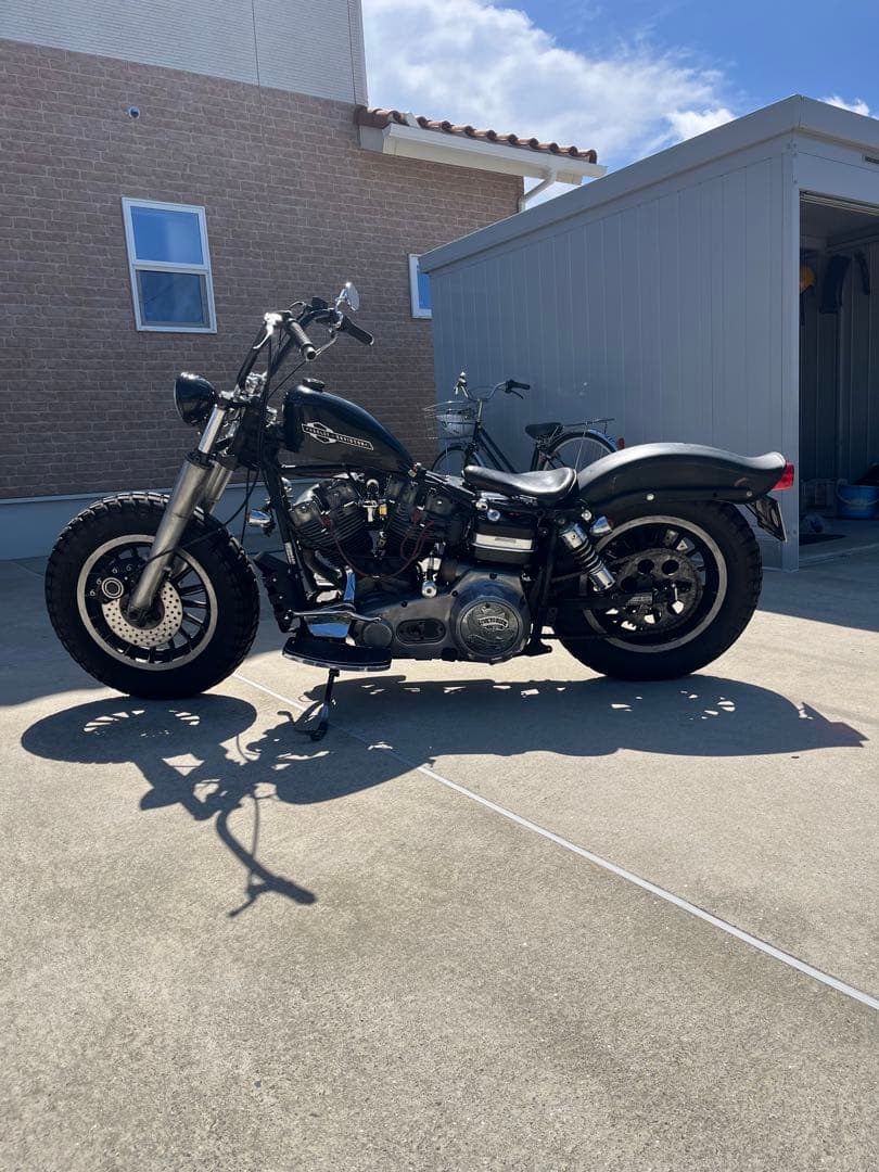 ショベル　ファットボブフェンダー　fxwg？　　フェンダーストラット