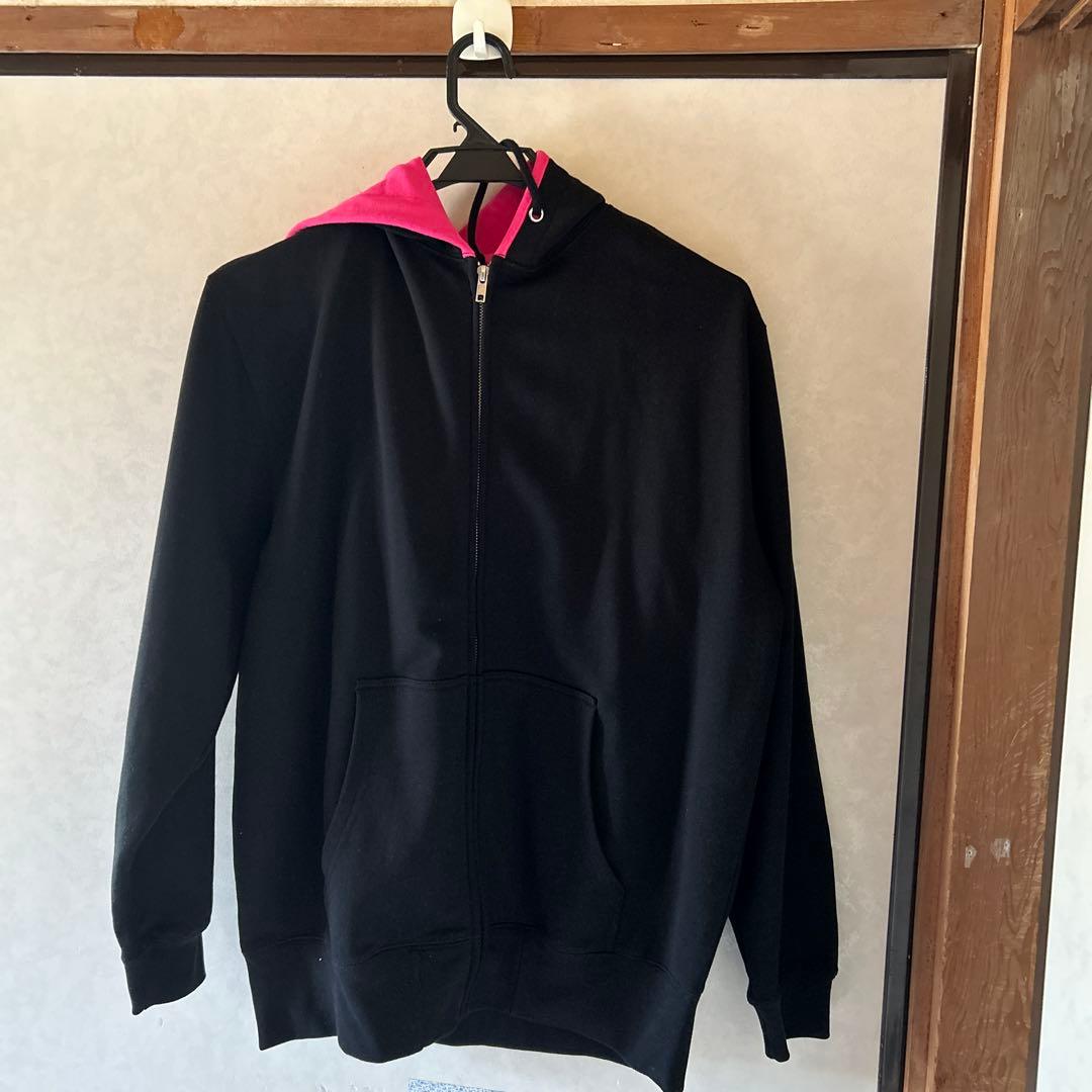 真田ナオキパーカーなど