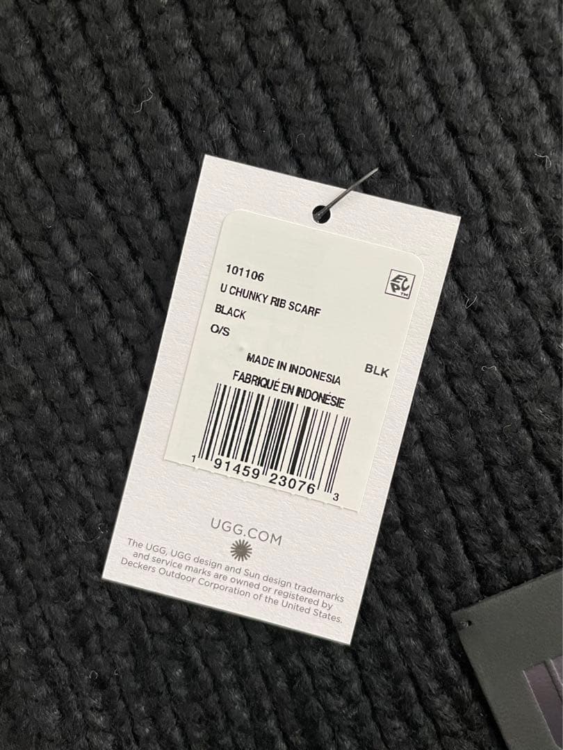 【未使用品】UGG ニットマフラー ブラック 黒