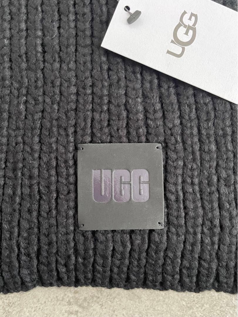 【未使用品】UGG ニットマフラー ブラック 黒