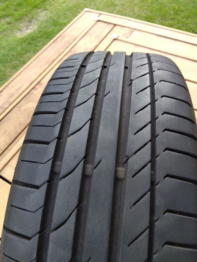 スイフトスポーツzc33s 17インチ ホイール コンチネンタルタイヤ付き1本