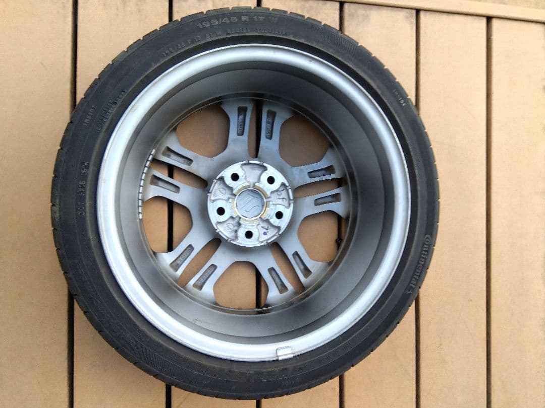 スイフトスポーツzc33s 17インチ ホイール コンチネンタルタイヤ付き1本