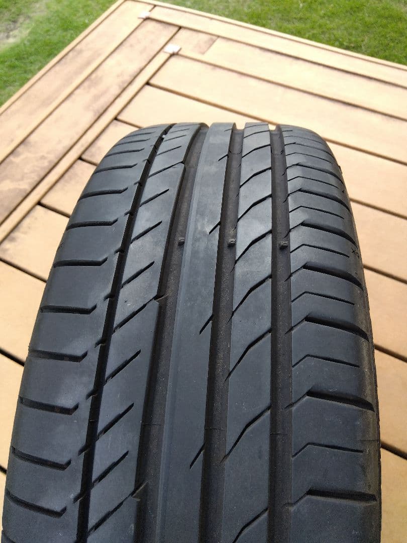 スイフトスポーツzc33s 17インチ ホイール コンチネンタルタイヤ付き1本