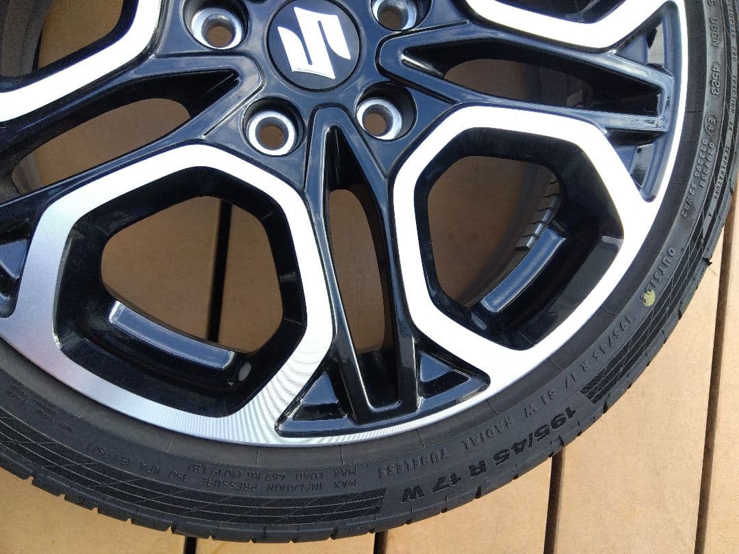 スイフトスポーツzc33s 17インチ ホイール コンチネンタルタイヤ付き1本