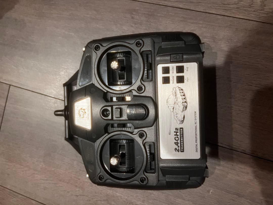 1/16 戦車ラジコン ドイツ主力戦車 レオパルト2 A6☆ヘンロン