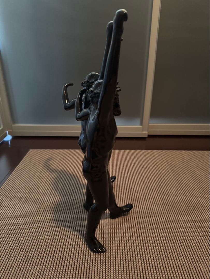 メディコムトイMLE キリストアンリミテッド　NEXUS7