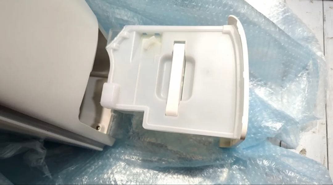 ★状態良好★ ハイブリッド除湿機 衣類乾燥 12L CV-NH140-W