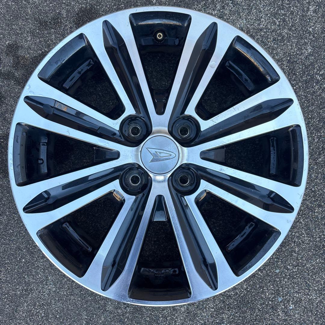 ダイハツ　DAIHATSU TANTO タントカスタム 純正アルミホイール