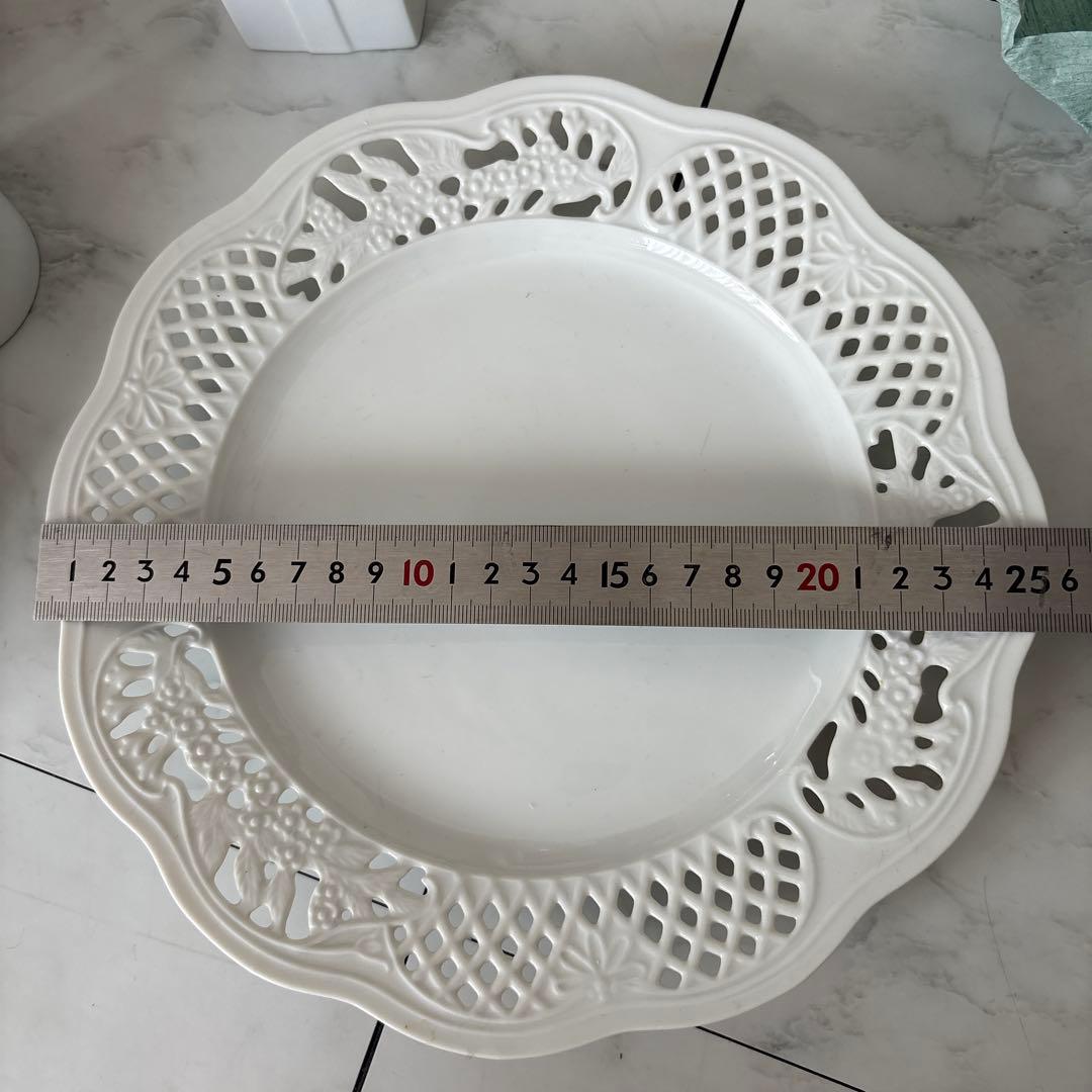 白い陶器食器セット ポーセラーツ等