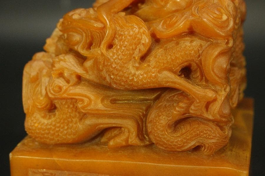 中国美術 黄玉石 刻龍 大印 田黄(A735)