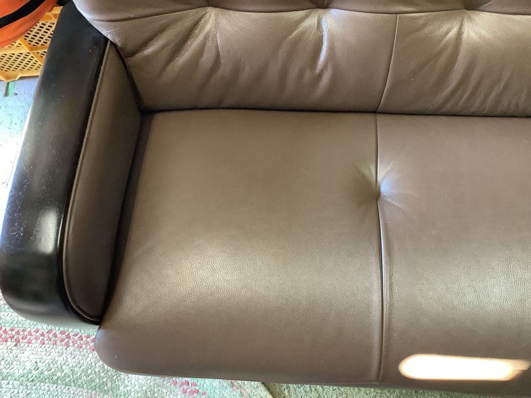 ①カリモク家具 3人掛けソファ｜ハイバック